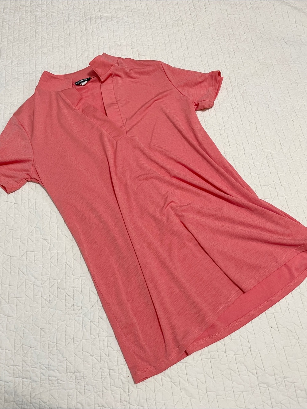 HEIMISH USA Coral Split V-Neck Short Sleeve Tee